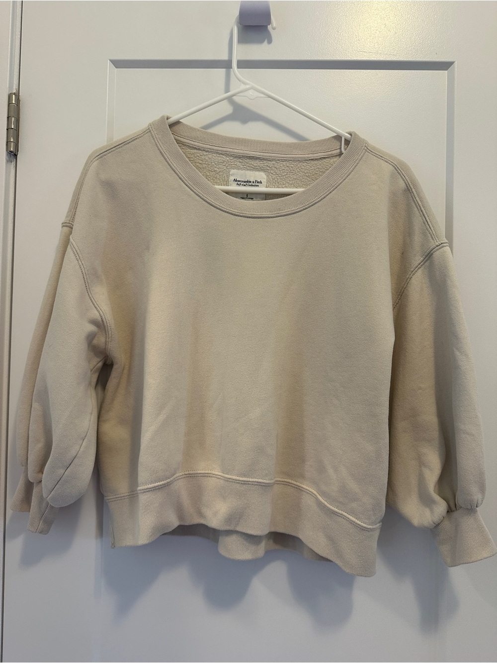 Abercrombie & Fitch Cream Puff Balloon 3/4 Sleeve Sweatshirt Size Small Women’s